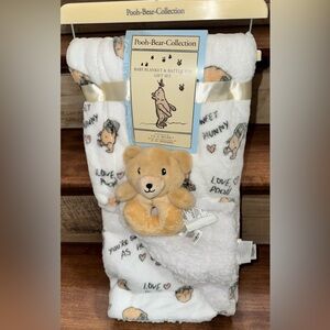 🥰 Winnie the Pooh Bear Collection Baby Blanket & Rattle Toy Gift Set 30" X 40"